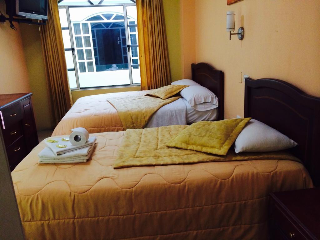 Hostal Grand Rio Baños Quarto foto